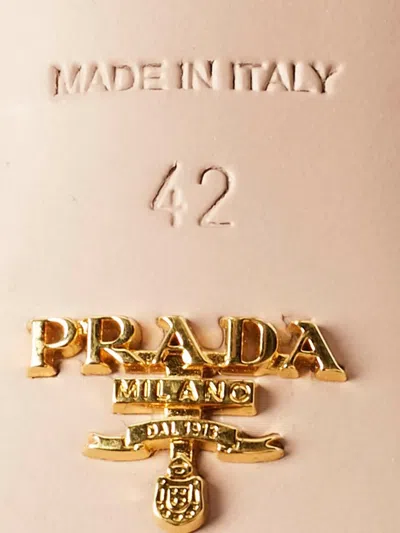 Pre-owned Prada Pointed-toe Leather Pumps In Gold