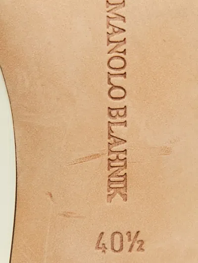 Pre-owned Manolo Blahnik Pointed-toe Leather Heeled Pumps In White