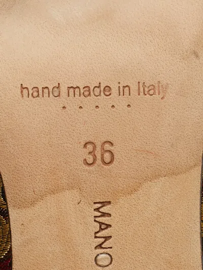 Pre-owned Manolo Blahnik Bb Brocade Pointed-toe Pumps In Red