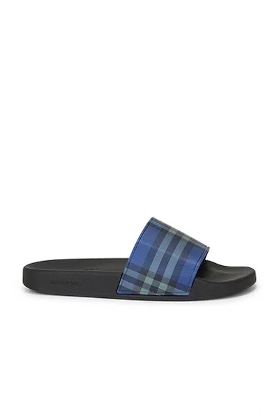 Burberry Check Pattern Flat Sole Slide Sandals In Black