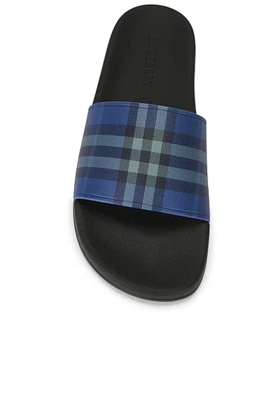 Burberry Check Pattern Flat Sole Slide Sandals In Black