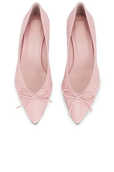 Jacquemus Tourni B Snake-effect Leather Pumps In Pink