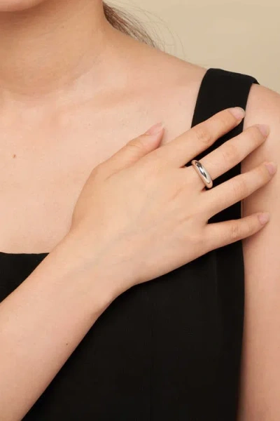 Oradina Sterling Silver Polished Dome Band In Brown