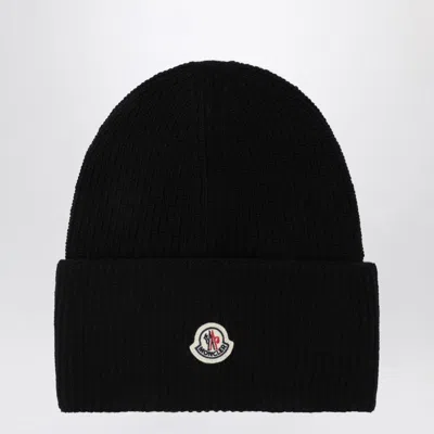 Moncler Black Wool Beanie With Logo Patch In Black
