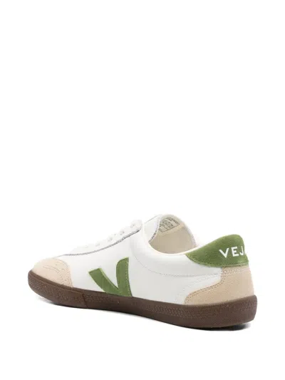 Veja Volley Sneaker In White