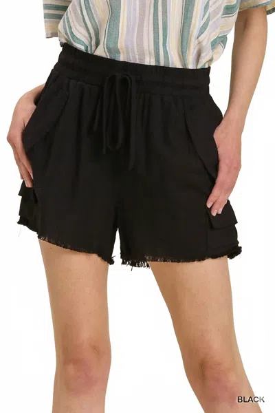 Umgee Linen Blend Elastic Waist Band Short In Black In Black