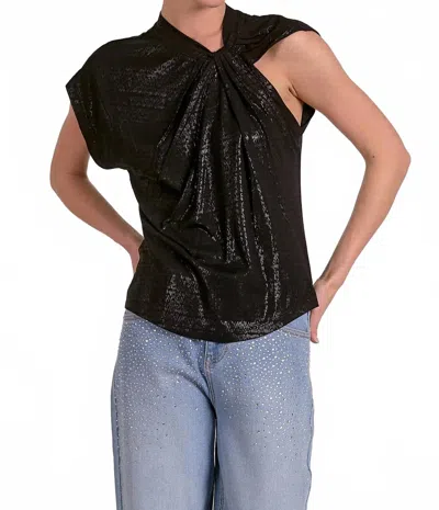 Elan Women's Short Sleeve Twist Shoulder Top In Black In Black