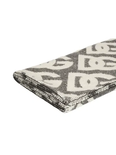 Dolce & Gabbana Logo-pattern Blanket In Green