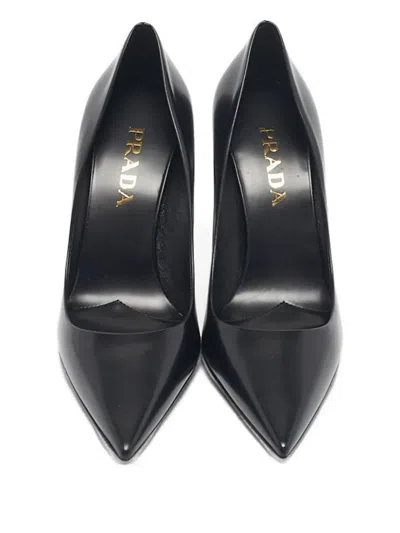 Pre-owned Prada Pointed Leather Pumps In Black