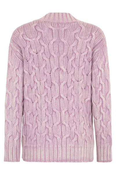 Malo Wide Light Purple Sweater With A V-neck And Sleeves Perfect For A Stylish Look. In Purple