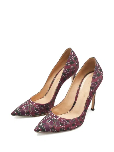 Pre-owned Gianvito Rossi Pointed-toe Pumps In Purple