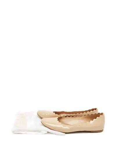Pre-owned Chloé Lauren Scalloped-edge Ballet Flats In Neutral