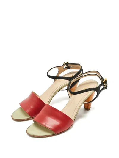Pre-owned Fendi Leather Sandals In Red