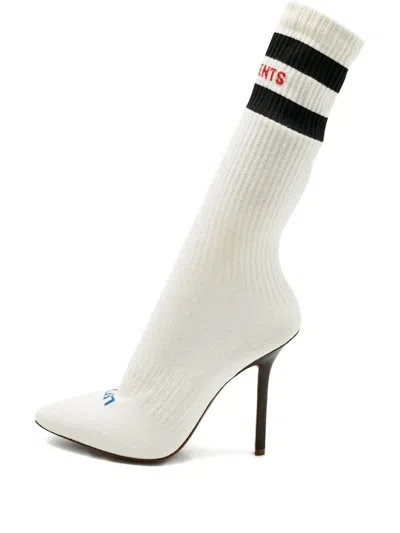 Pre-owned Vetements Pointed-toe Sock Boots In White