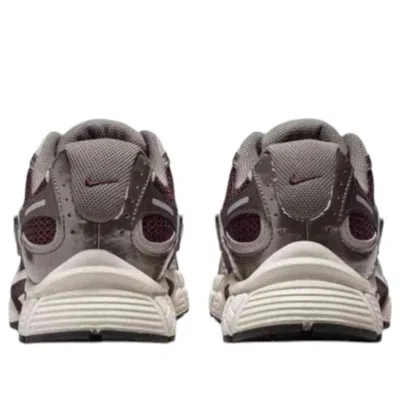 Nike V5 Rnr Sneaker In Multi