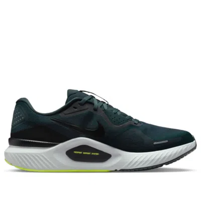 Nike Structure 26 Sneakers In Green