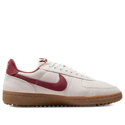 Nike Field General Sneakers In White