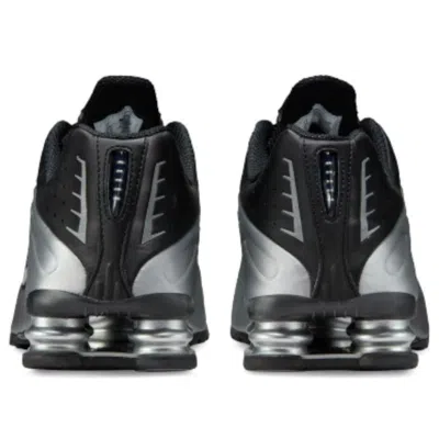 Nike Shox R4 Metallic Silver Hq1988-007 Men's In Animal Print