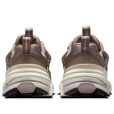 Nike (wmns)  V2k Run 'mink Brown Light Bone' In Animal Print