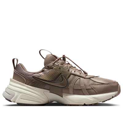 Nike (wmns)  V2k Run 'mink Brown Light Bone' In Animal Print