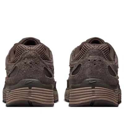 Nike P-6000 Se Sneaker In Burgundy