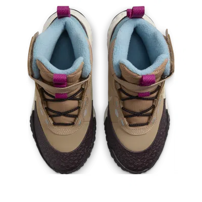 Nike Terrascout Sneaker Boot In Multi
