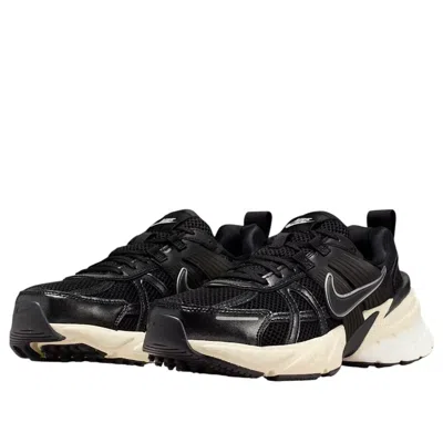 Nike V2k Run Sneakers In Black