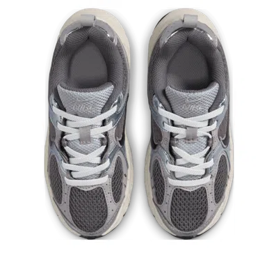Nike (ps)  V5 Rnr 'cave Stone College Grey' In Gray