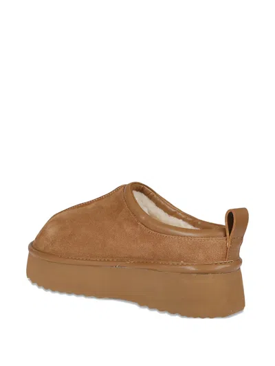 Hoor Mars Platform Mules In Brown