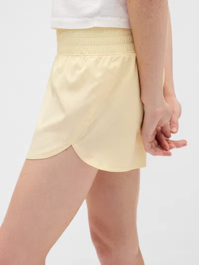 Gap Factory Gapfit 3" Mid Rise Runaround Shorts In Yellow