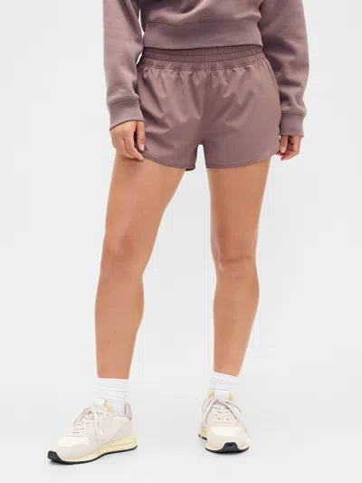 Gap Factory Gapfit 3" Mid Rise Runaround Shorts In Brown