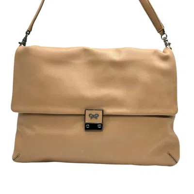 Pre-owned Anya Hindmarch Beige Leather Handbag Shoulder Bag () In Sand