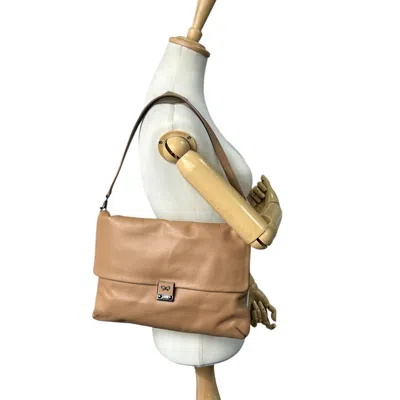 Pre-owned Anya Hindmarch Beige Leather Handbag Shoulder Bag () In Sand