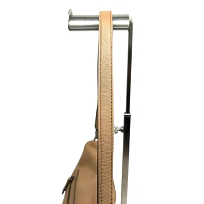 Pre-owned Anya Hindmarch Beige Leather Handbag Shoulder Bag () In Sand