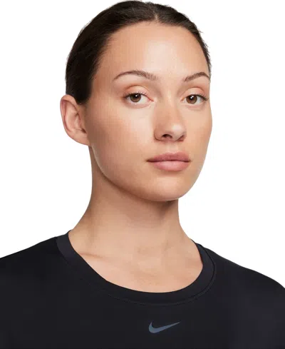 Nike Sportswear Club Chill Knit Mod Crop T-shirt In Black