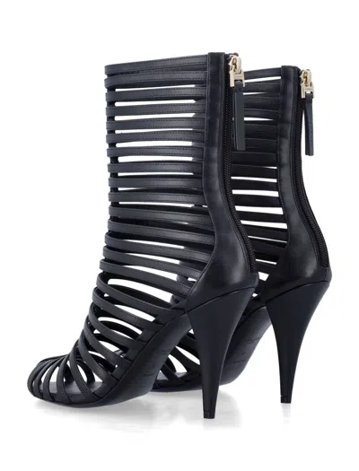 Givenchy Cage Ankle Boots In Leather In Black