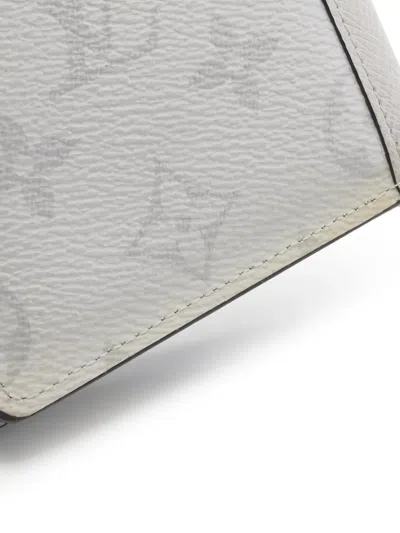 Pre-owned Louis Vuitton Monogram-pattern Wallet In Neutral