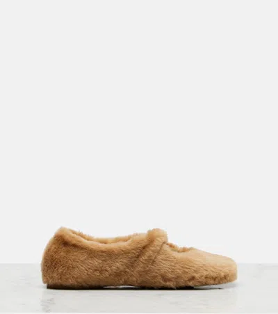 Loewe Pebble Soft Shearling Ballet Flats In Brown