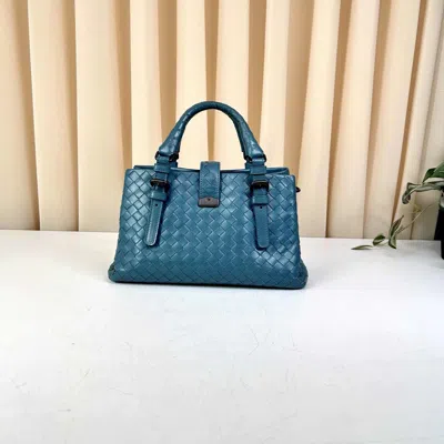 Bv Women Pre-loved Bag Very Good Condition In Multi