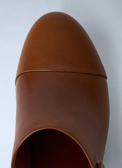 Chloé Women Jeannette Heel Clogs In Brown