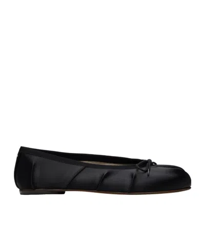 Maison Margiela Split-toe Tie Ballerina In Black
