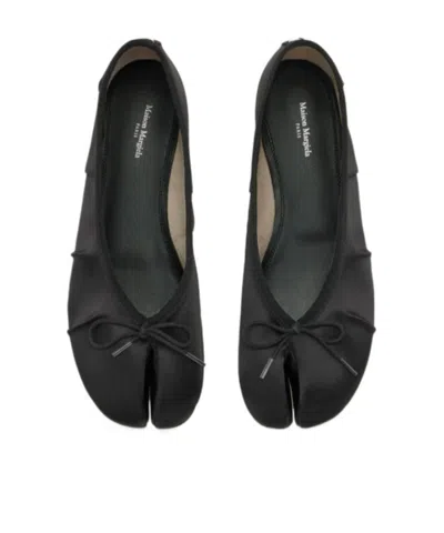 Maison Margiela Split-toe Tie Ballerina In Black
