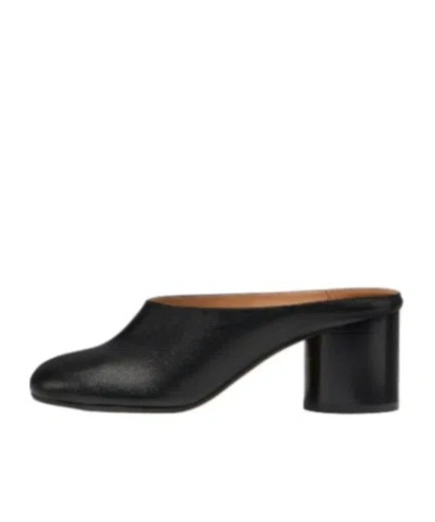 Maison Margiela Mule Tabi In Pelle In Black