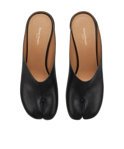 Maison Margiela Mule Tabi In Pelle In Black