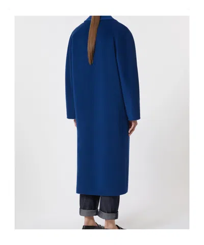 Max Mara Wool And Cashmere Long-sleeved Coat In Blue