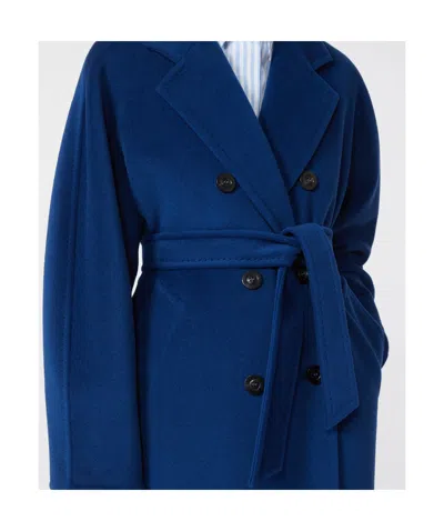 Max Mara Wool And Cashmere Long-sleeved Coat In Blue