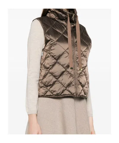 Max Mara Sleeveless Cotton Jacket In Brown
