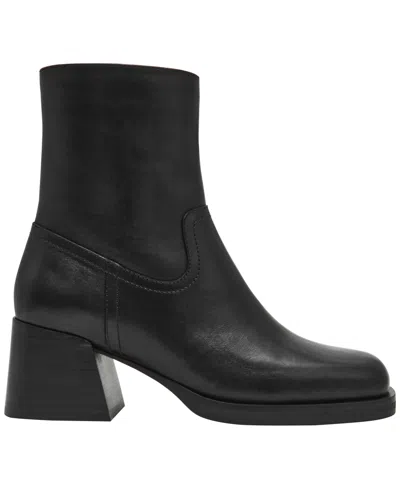Steve Madden Latches Bootie In Black