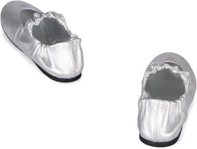 Miu Miu Ruffled Ballerinas In Nappa In Silver