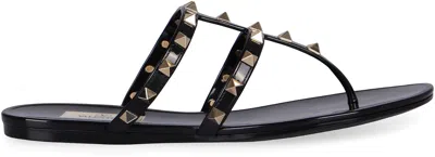 Valentino Garavani Summer Rockstud Thong Sandals In Black